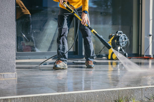 Animal Enclosure Cleaning in Point, TX